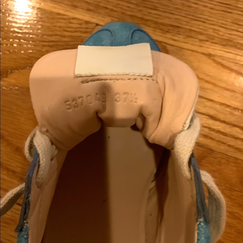 Gucci suede sneaker with web